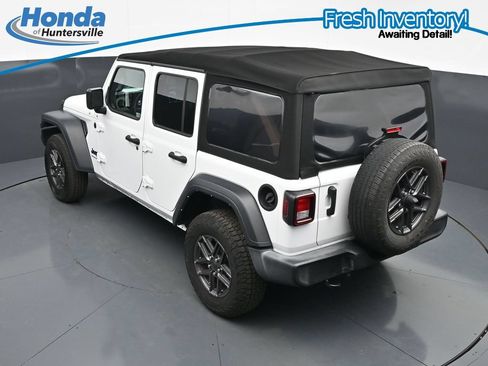 Used 2024 Jeep Wrangler Unlimited Sport AWD/4WD image 20