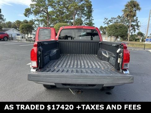 Used 2017 Toyota Tacoma SR image 16