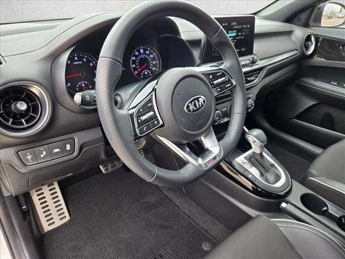 Used 2021 Kia Forte GT-Line w/ GT-Line Premium Package image 8