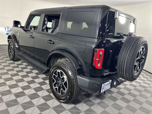 Used 2025 Ford Bronco Outer Banks AWD/4WD image 13