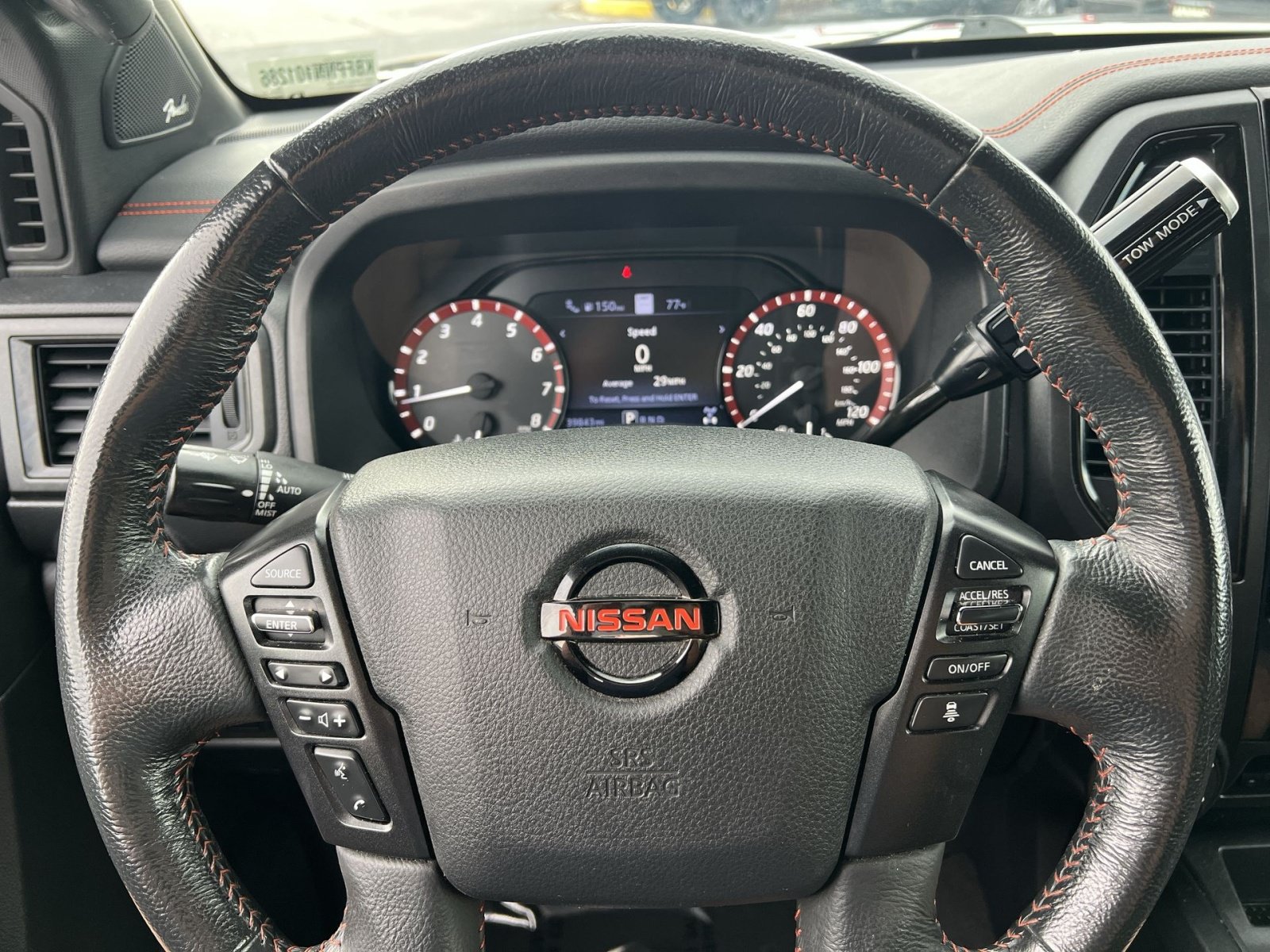 Used 2022 Nissan Titan PRO-4X AWD/4WD image 16