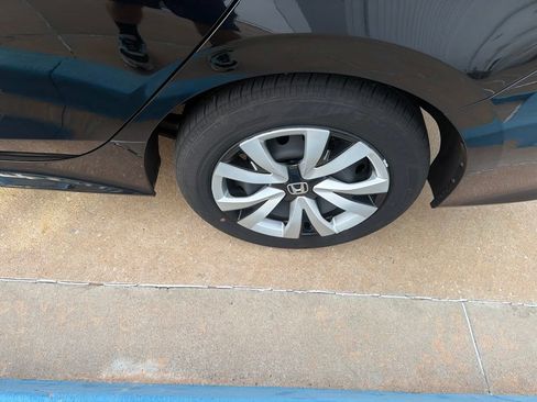 Used 2025 Honda Civic LX image 15