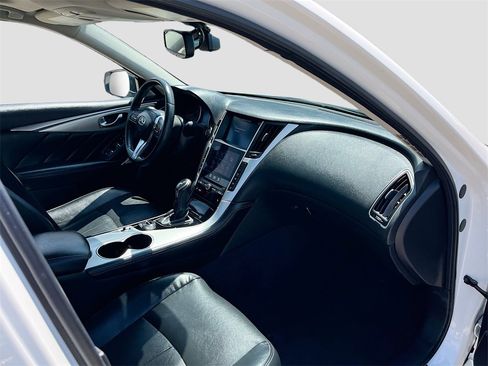 Used 2022 INFINITI Q50 Luxe w/ Cargo Package image 29