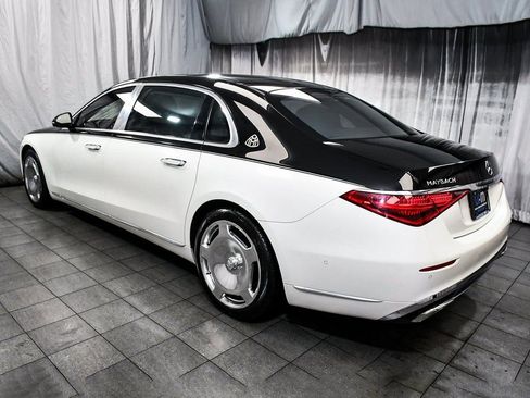 Used 2021 Mercedes-Benz Maybach S 580 4MATIC image 4