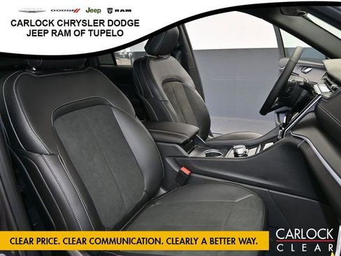 New 2025 Jeep Grand Cherokee Altitude image 51