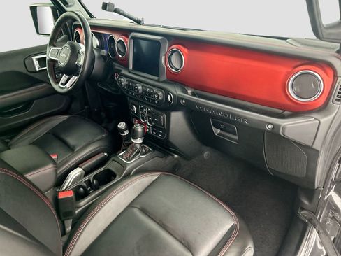 Used 2021 Jeep Wrangler Unlimited Rubicon AWD/4WD image 16