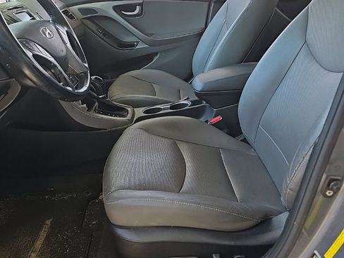 Used 2016 Hyundai Elantra Limited image 11