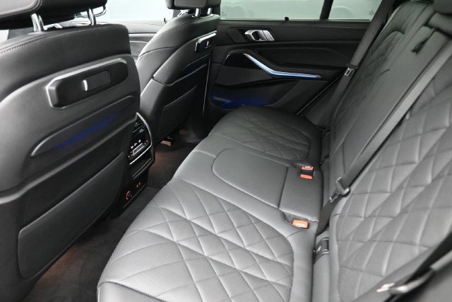 Used 2025 BMW X5 M60i AWD/4WD image 20