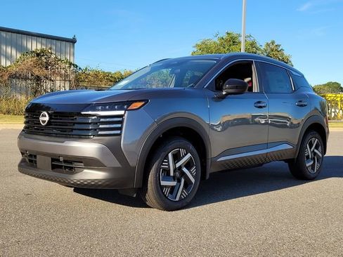 New 2026 Nissan Kicks SV FWD image 5