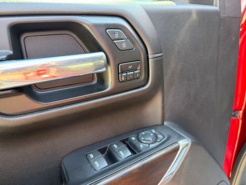Used 2021 GMC Sierra 1500 SLT w/ SLT Premium Package AWD/4WD image 19