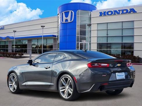 Used 2016 Chevrolet Camaro LT image 4