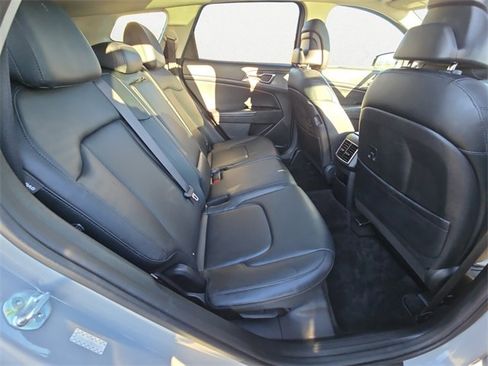 Used 2024 Kia Sportage SX image 18