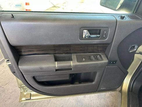 Used 2013 Ford Flex SEL image 13
