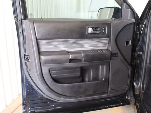 Used 2016 Ford Flex SEL w/ Equipment Group 202A FWD image 9