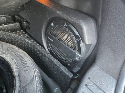 Used 2012 Ford Focus Titanium FWD image 30