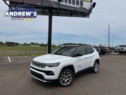 Used 2025 Jeep Compass Limited AWD/4WD image 1