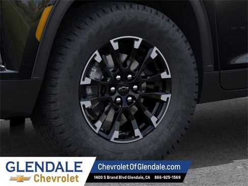 New 2026 Chevrolet Traverse Z71 w/ Driver Confidence Package image 9