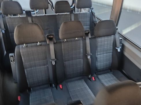 Used 2016 Mercedes-Benz Sprinter 2500 image 20