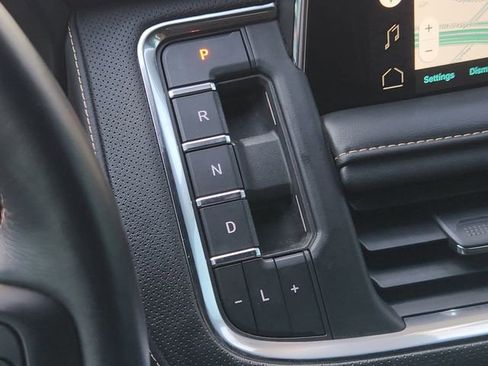 Used 2022 GMC Yukon AT4 image 28