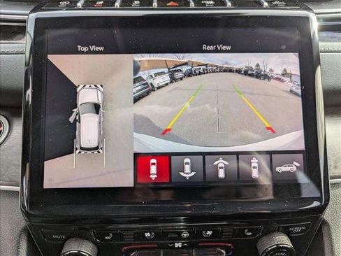 Used 2024 Jeep Grand Cherokee L Limited w/ Luxury Tech Group II image 14