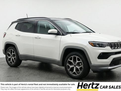 Used 2025 Jeep Compass Limited image 1