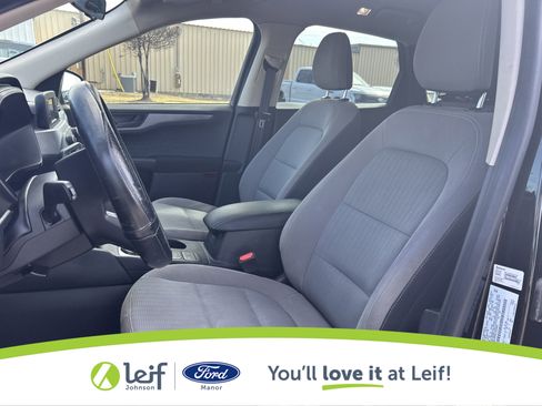 Used 2020 Ford Escape S image 12