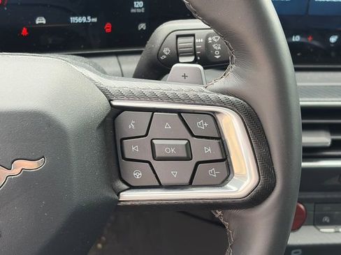 Used 2025 Ford Mustang GT Premium RWD image 19