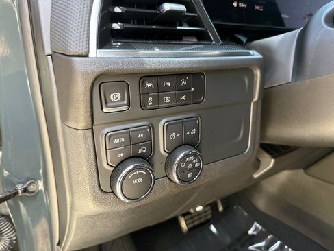 Used 2025 Chevrolet Tahoe RST w/ RST Performance Edition AWD/4WD image 23