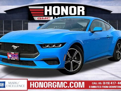 Used 2024 Ford Mustang Premium image 2