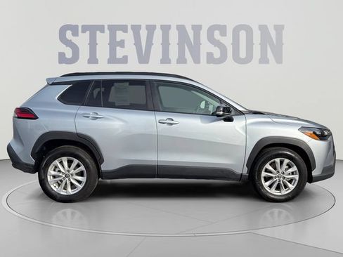 Used 2026 Toyota Corolla Cross LE w/ Moonroof Package AWD/4WD image 6