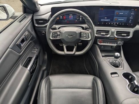 Used 2024 Ford Mustang GT Premium image 15