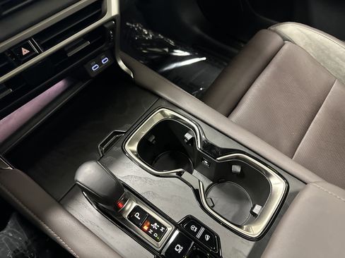 Certified 2025 Lexus RX 350 AWD w/ Convenience Package image 26