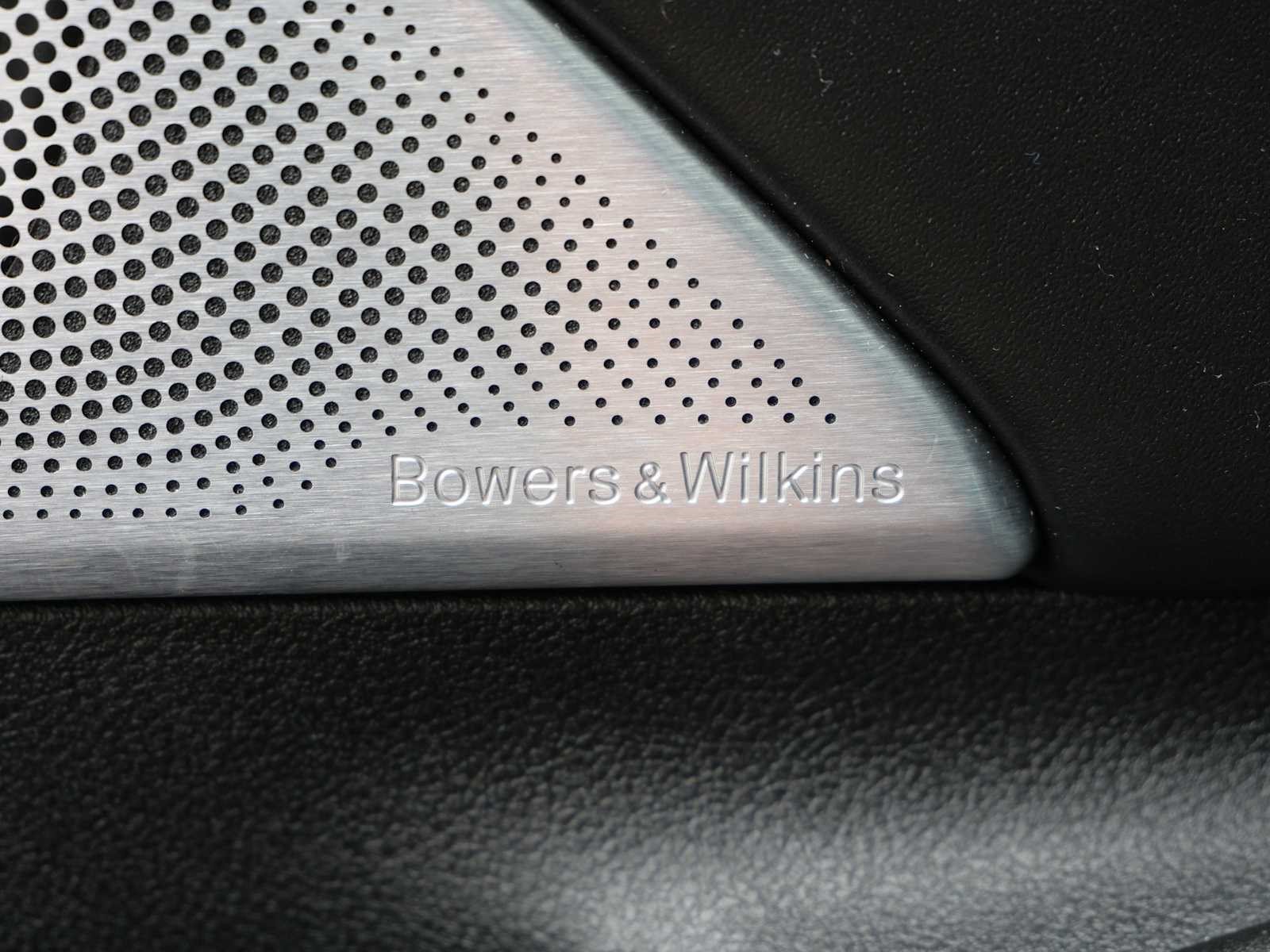 Used 2018 BMW M550i xDrive AWD/4WD image 27