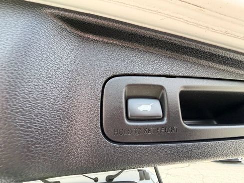 Used 2018 Honda CR-V Touring image 35
