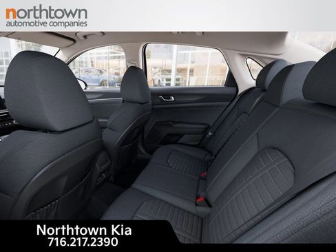 New 2026 Kia K5 LXS image 19