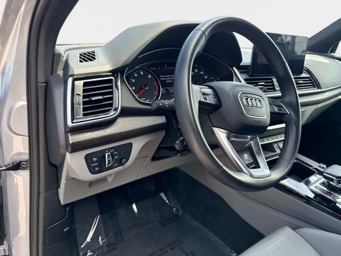 Used 2025 Audi Q5 2.0T Premium AWD/4WD image 18