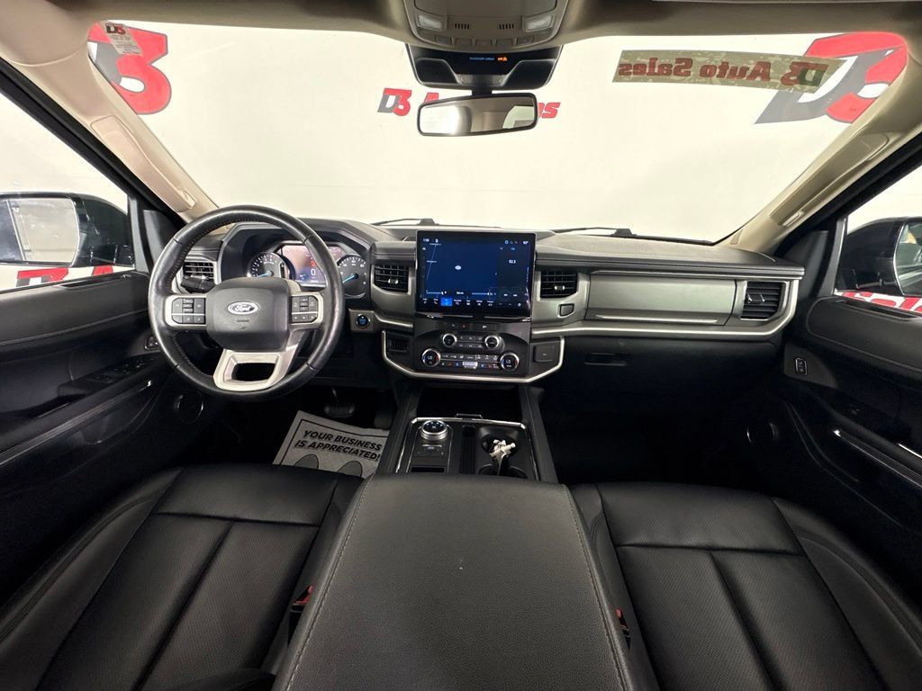 Used 2023 Ford Expedition XLT RWD image 40