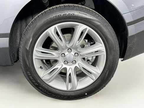 Used 2026 Land Rover Range Rover Velar S AWD/4WD image 28