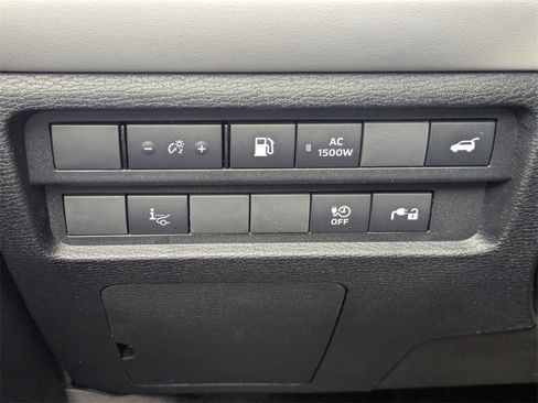 New 2025 Mitsubishi Outlander SEL image 26