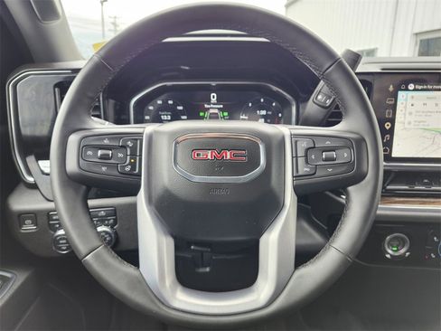 Used 2023 GMC Sierra 1500 Elevation image 25