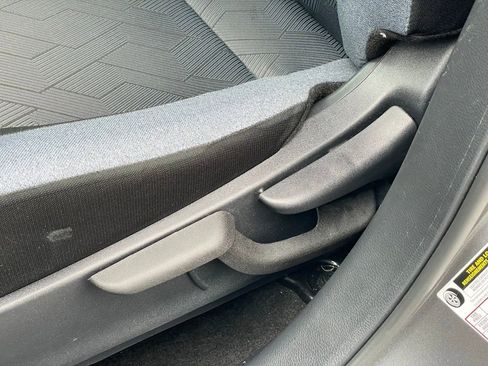 Certified 2025 Nissan Versa SV image 14