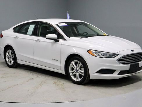 Certified 2018 Ford Fusion S image 1