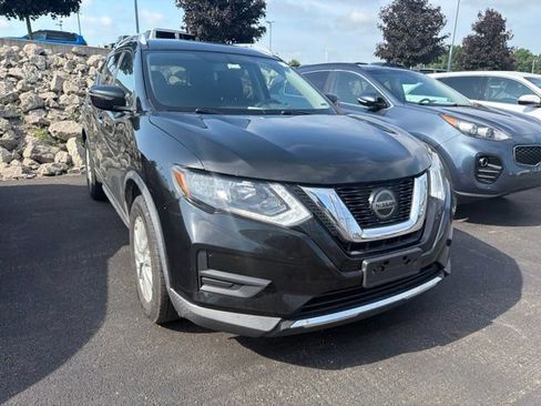 Used 2018 Nissan Rogue SV AWD/4WD image 3
