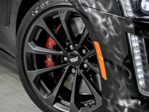 Used 2019 Cadillac CTS V image 4