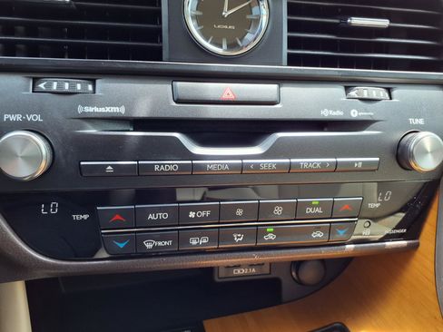 Used 2020 Lexus RX 350 FWD w/ Premium Package image 10