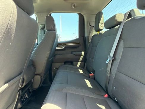 Used 2022 Chevrolet Silverado 1500 LT w/ Protection Package AWD/4WD image 17