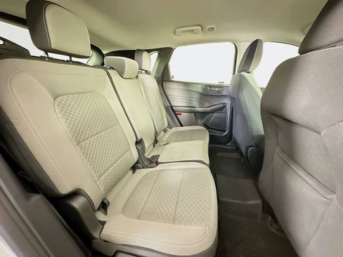 Certified 2022 Ford Escape SE image 30