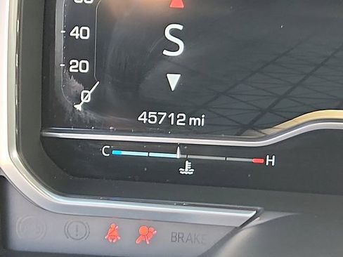 Certified 2024 GMC Sierra 2500 AT4 w/ Technology Package image 21