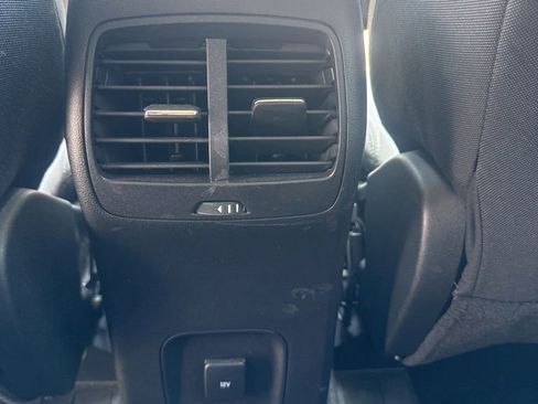 Used 2020 Ford Escape SE AWD/4WD image 39