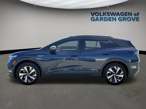 Used 2023 Volkswagen ID.4 Pro image 4